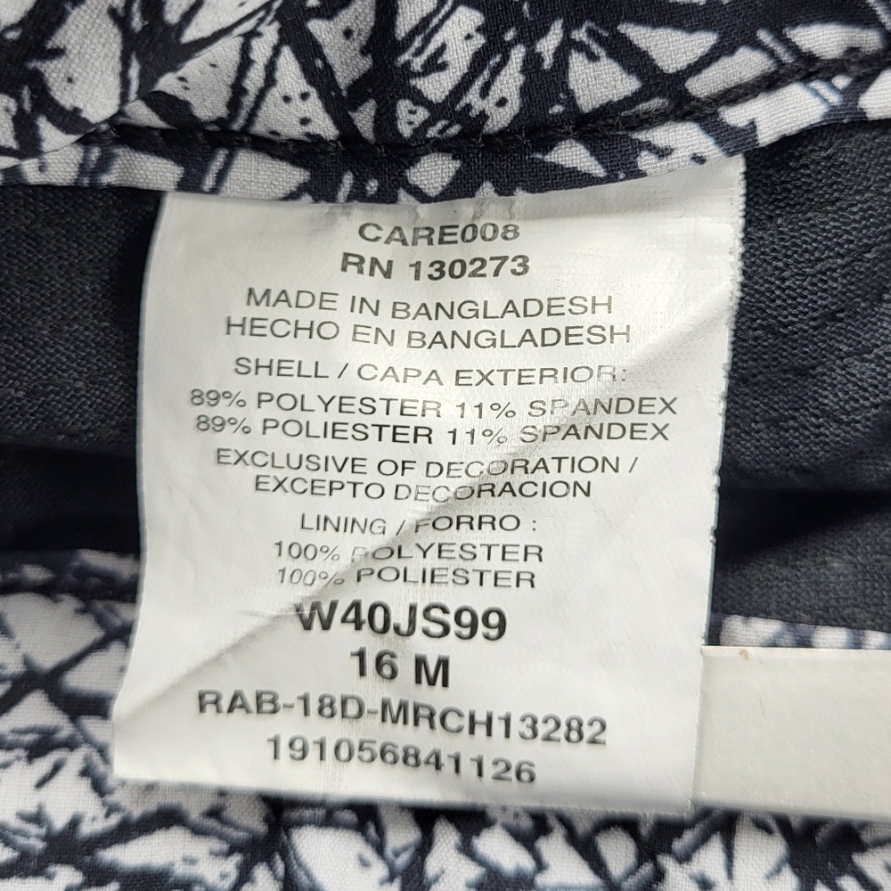 Lee Riders On the Go SKORT Womens Size 16 M Black White Pull On Skirt w/ Shorts - Picture 8 of 14